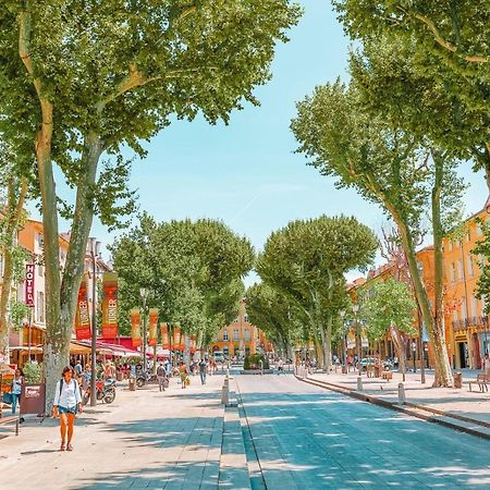 Logement Prive, Spacieux Et Moderne, Situe Entre Le Luberon, La Cote Marseillaise, La Provence Et Ses Richesses. 페르투이 외부 사진