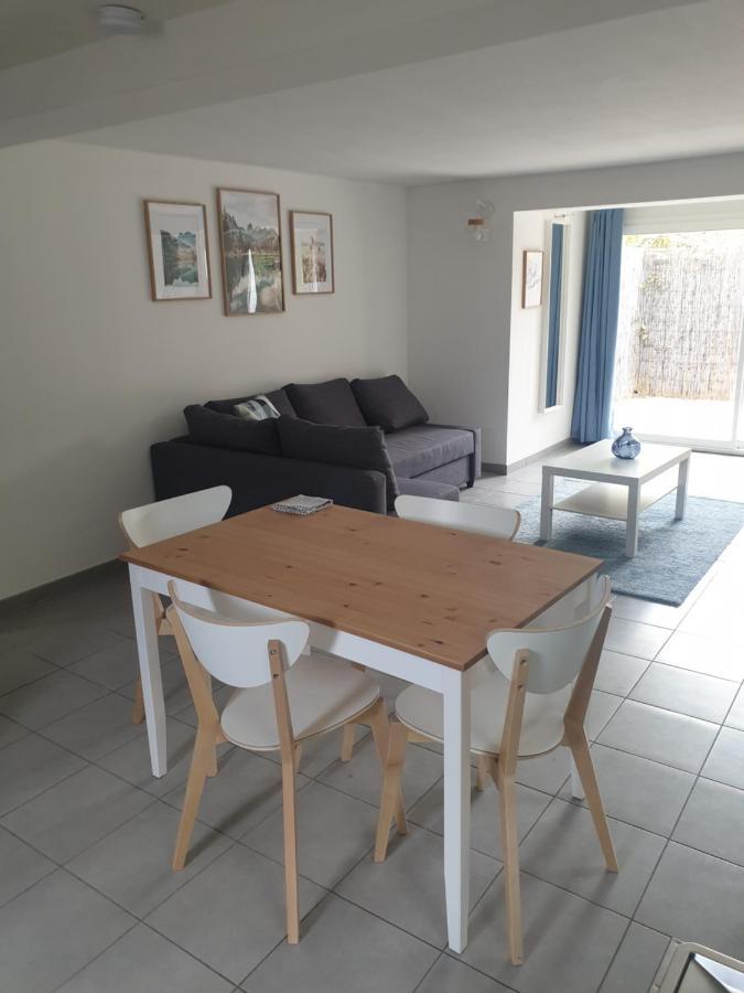 Logement Prive, Spacieux Et Moderne, Situe Entre Le Luberon, La Cote Marseillaise, La Provence Et Ses Richesses. 페르투이 외부 사진